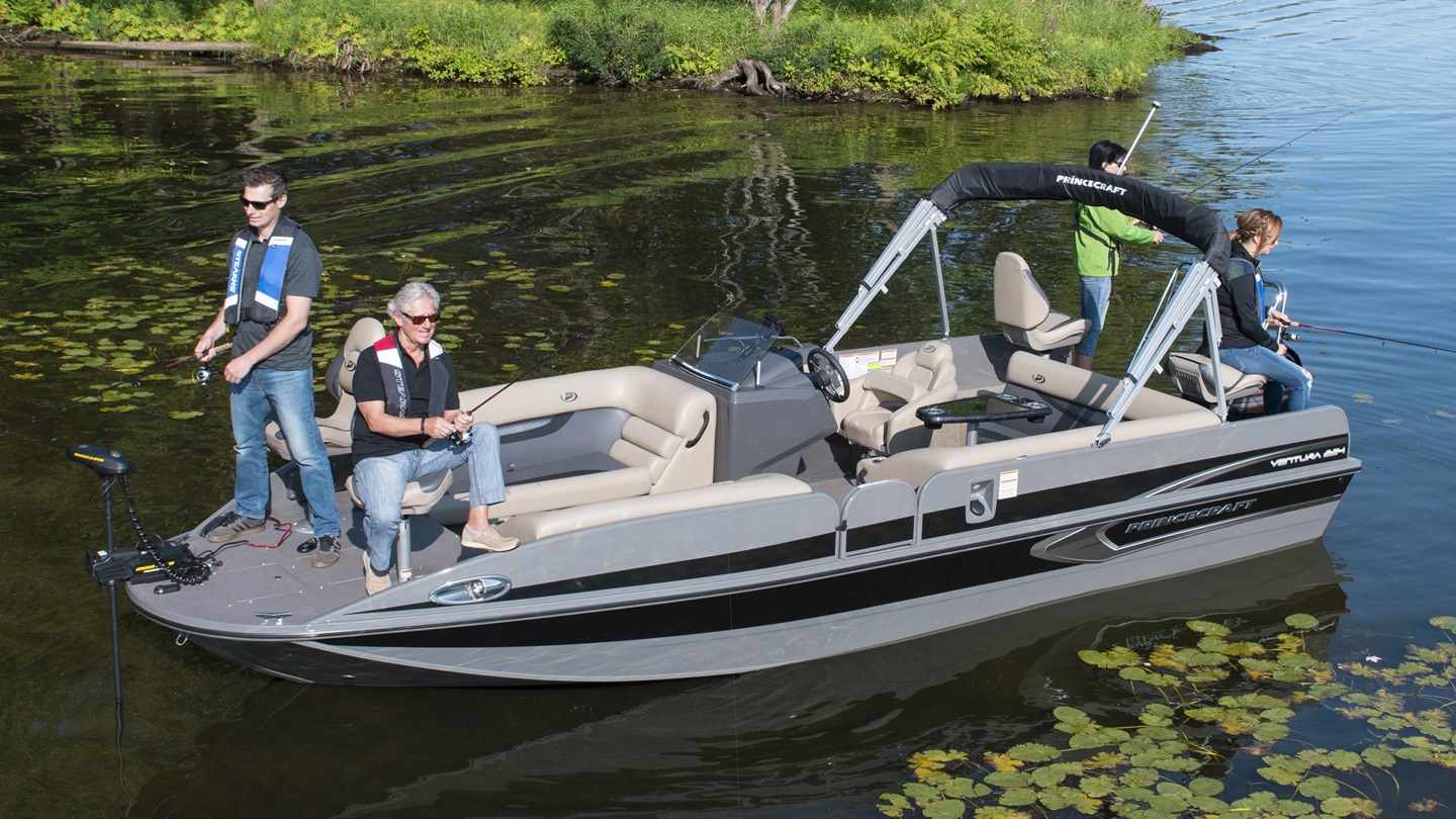 Ventura 224 (2018) Deck Boats Princecraft